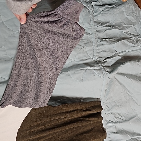 Maurices cut out neck color block top - Picture 2 of 6